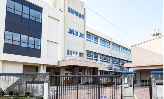 堺市立三国丘中学校