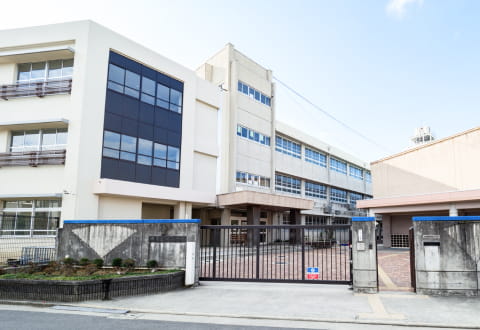 堺市立榎小学校 徒歩25分（約2,000m）